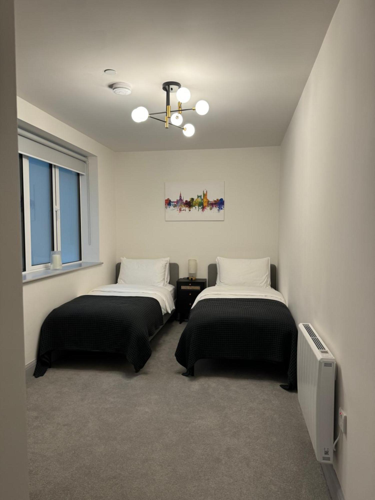 Haus Of Sulis, City Centre Apartment With Lift Access Бат Экстерьер фото